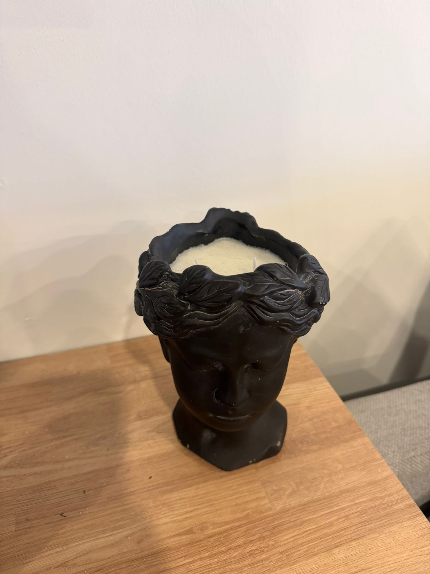 MISCELLANEOUS HOME ACCESSORIES 003- Face shaped candle