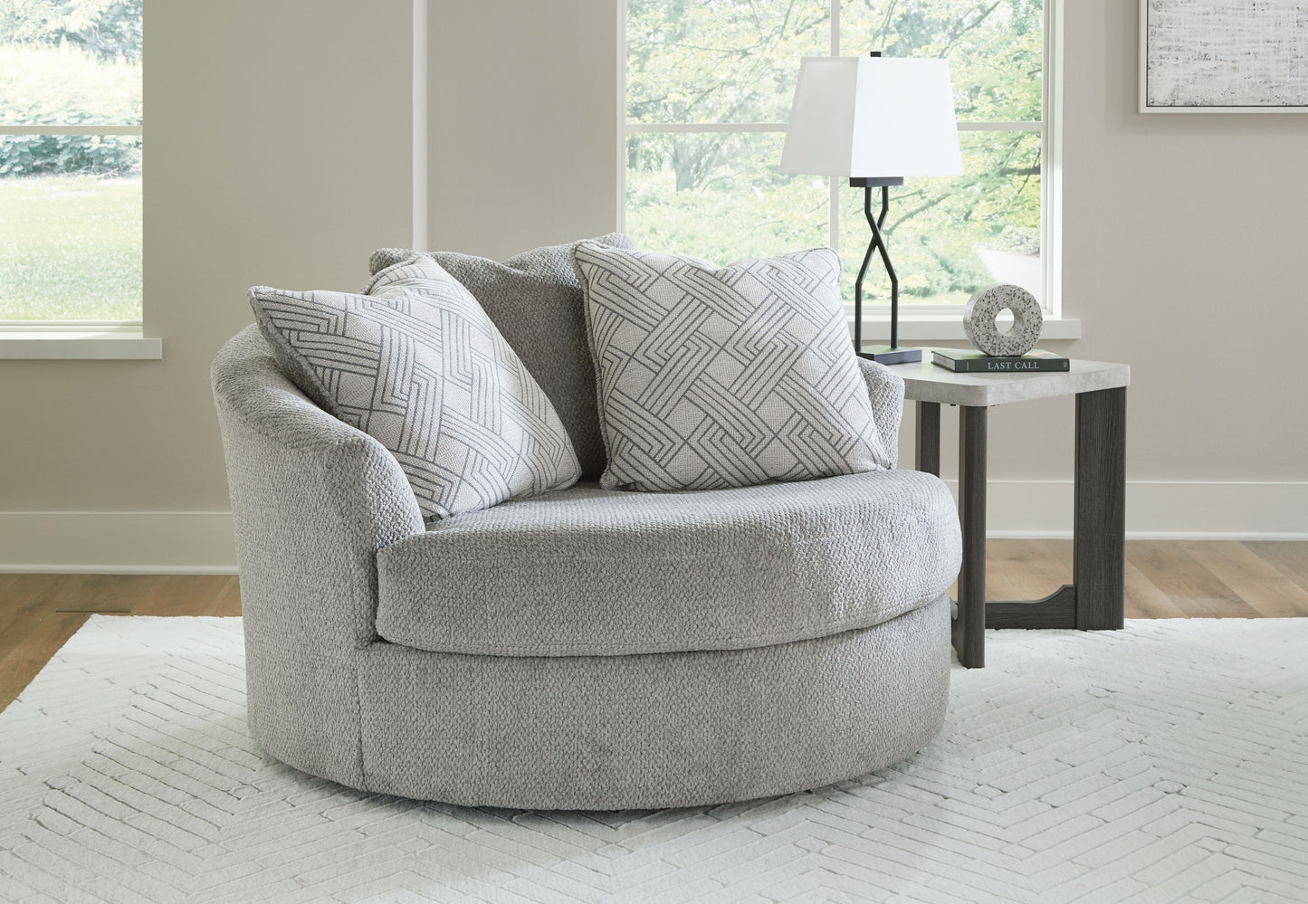 Casselbury - Oversized Swivel Accent Chair - Fabric - Cement