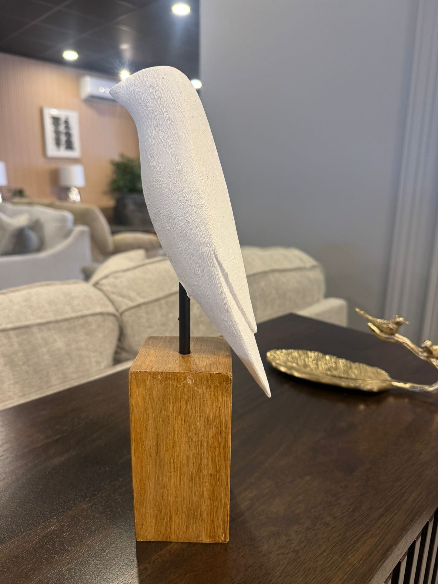 MISCELLANEOUS HOME ACCESSORIES 001- White bird statue