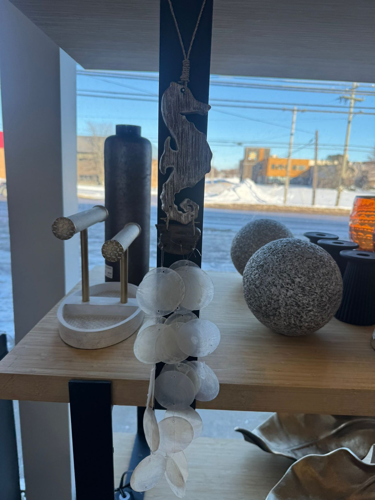 MISCELLANEOUS HOME ACCESSORIES 106 - Hanging Shells