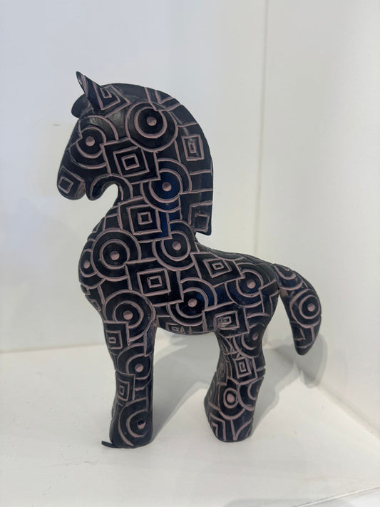 MISCELLANEOUS HOME ACCESSORIES 075 - Horse statue