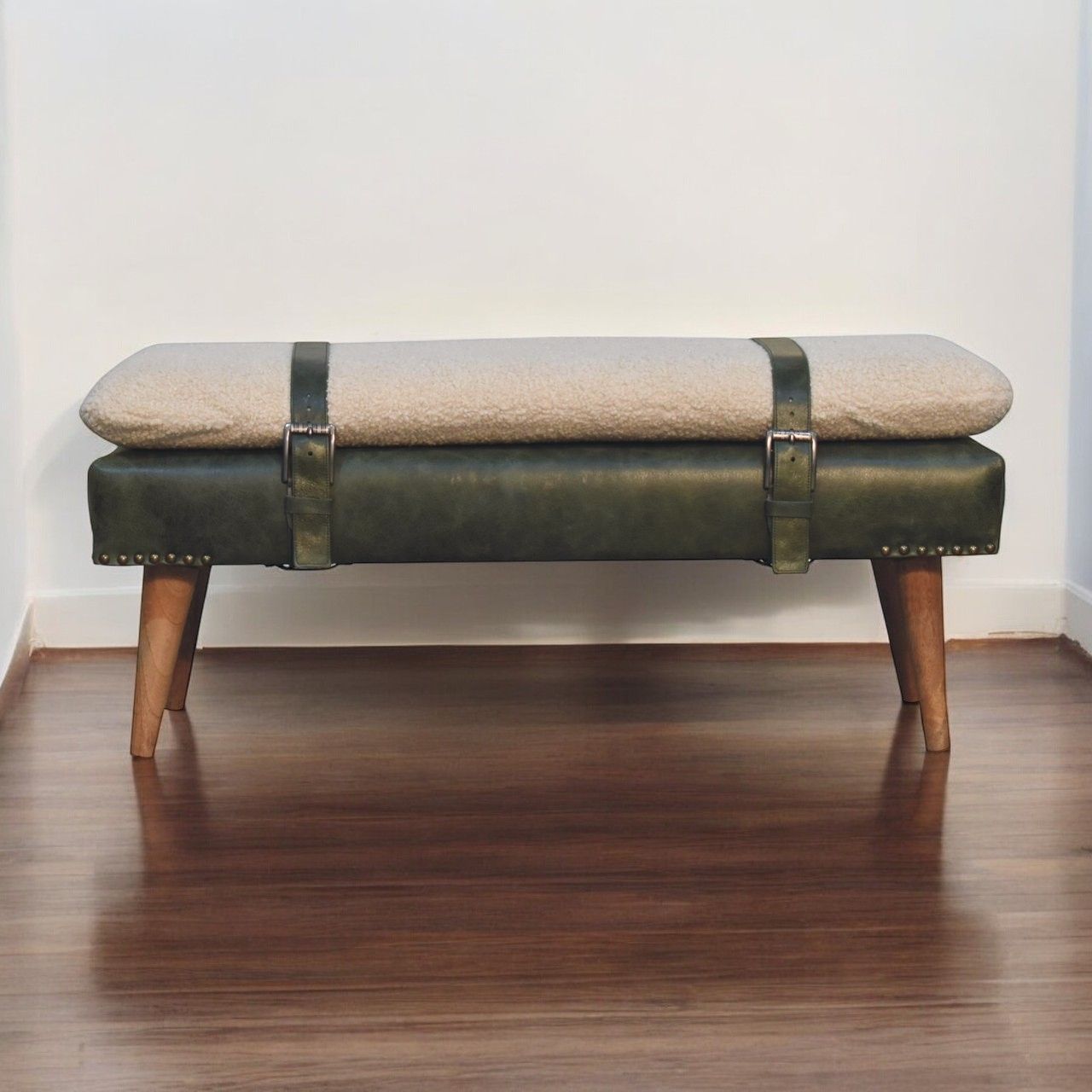 Buffalo - Hide Leather Bench